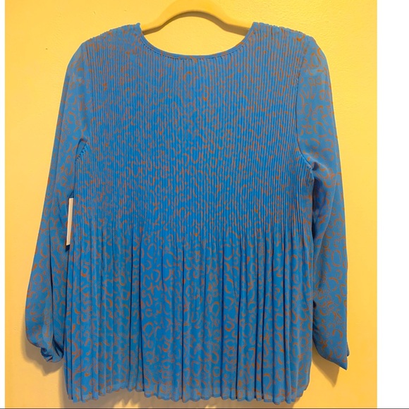 NWT Nine West Pleated V-Neck Top - Balloon Sleeves Animal Print Work Going Out - Picture 10 of 12